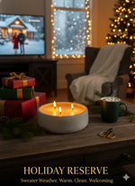 Holiday Reserve – Cozy Christmas Candle | Warm Spice, Cream, Soft Woods